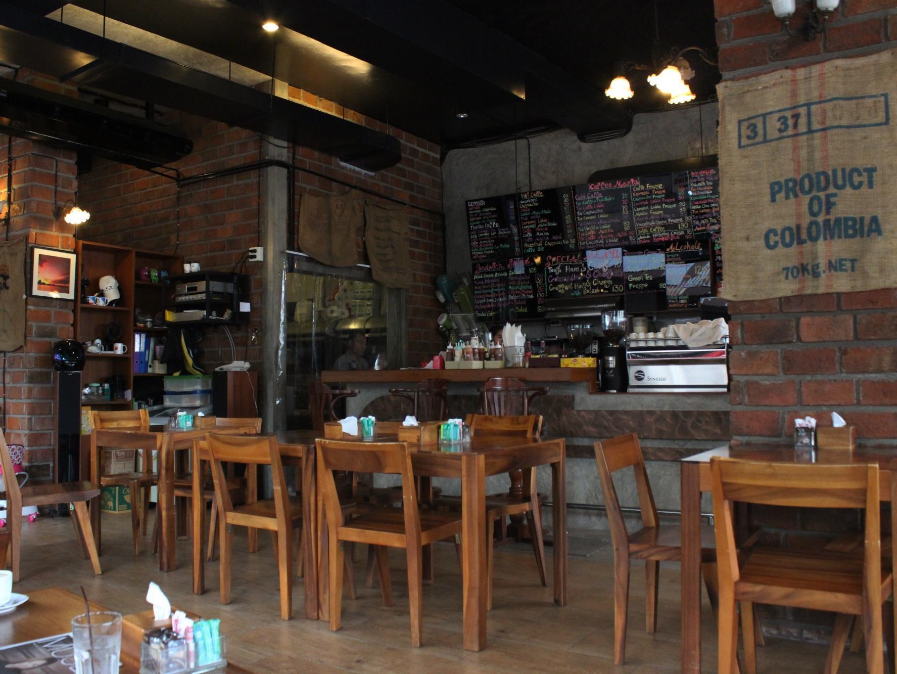 Coffee Mania House Hotel Phuket Exterior photo