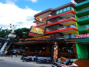 Coffee Mania House Hotel Phuket Exterior photo